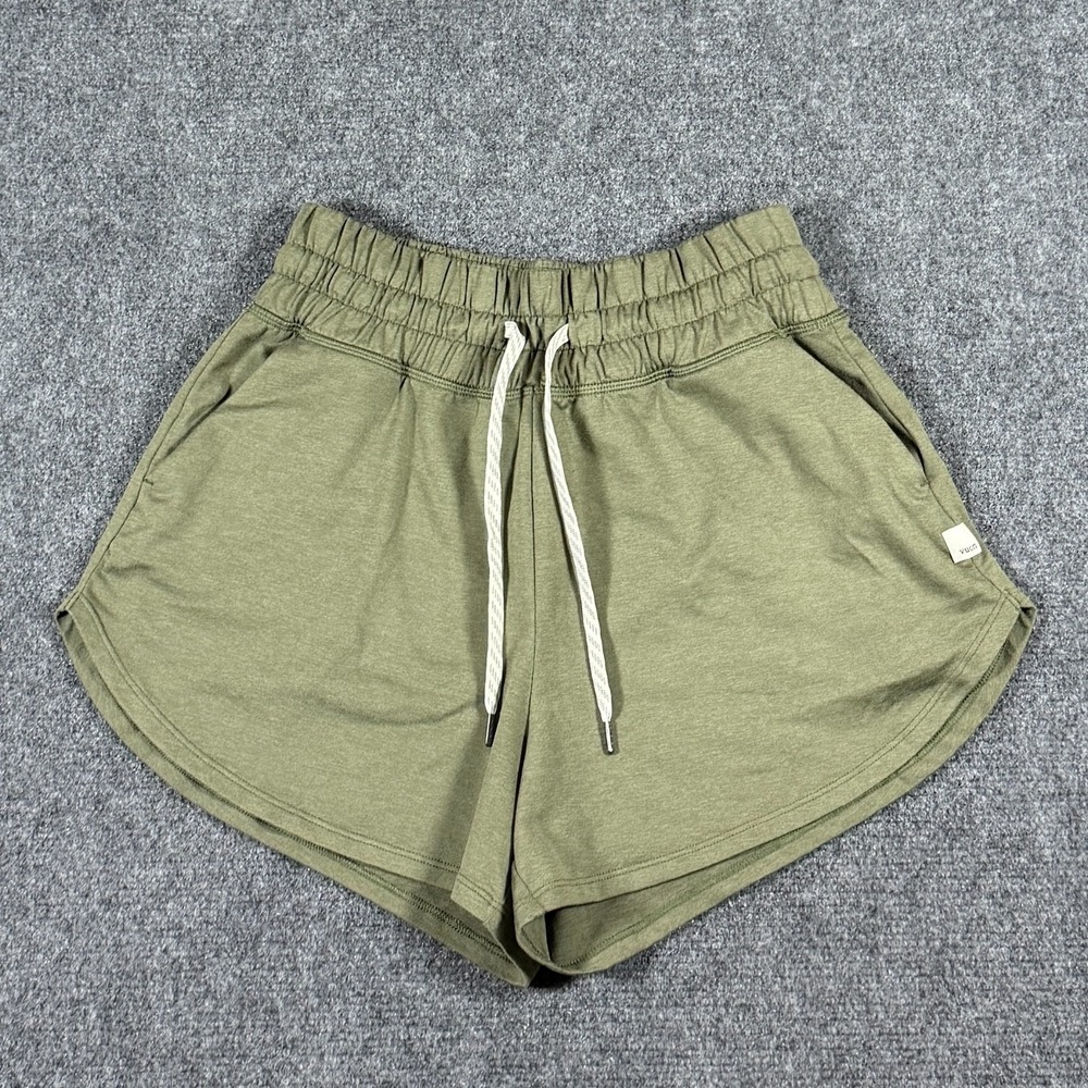 Vuori Halo Performance Shorts 2.0 Womens Size Small Green Dreamknit Athleisure
